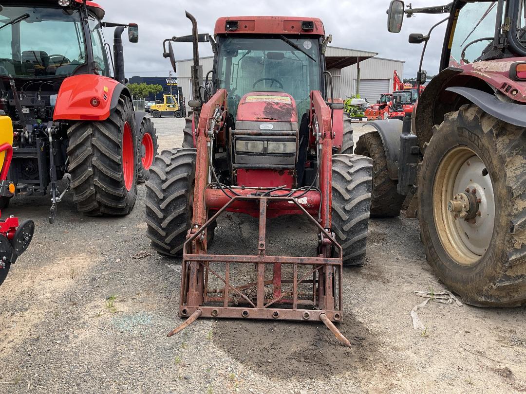 Photo '4' of McCormick CX95 Tractor