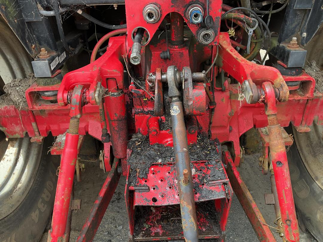 Photo '18' of McCormick CX95 Tractor