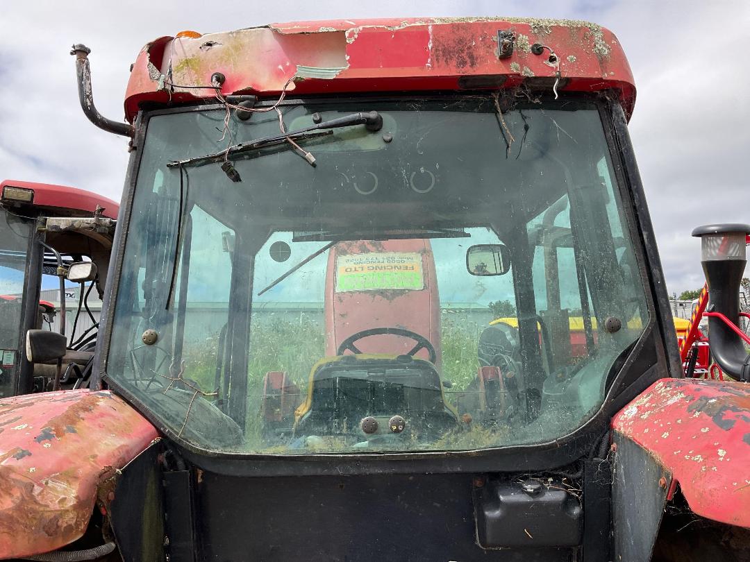 Photo '19' of McCormick CX95 Tractor