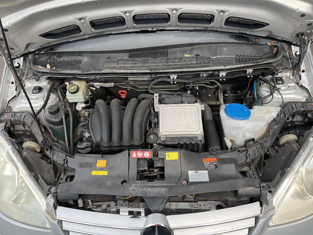 Photo '8' of Mercedes-Benz A170 Elegance