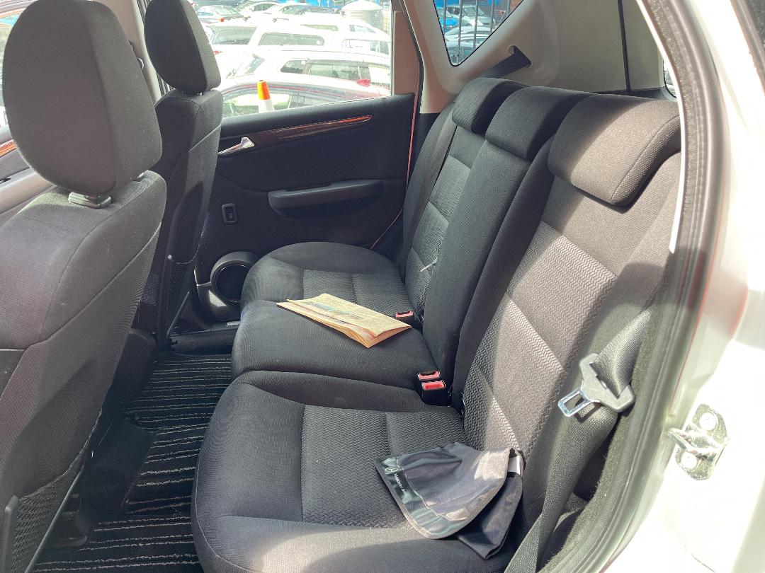 Photo '10' of Mercedes-Benz A170 Elegance