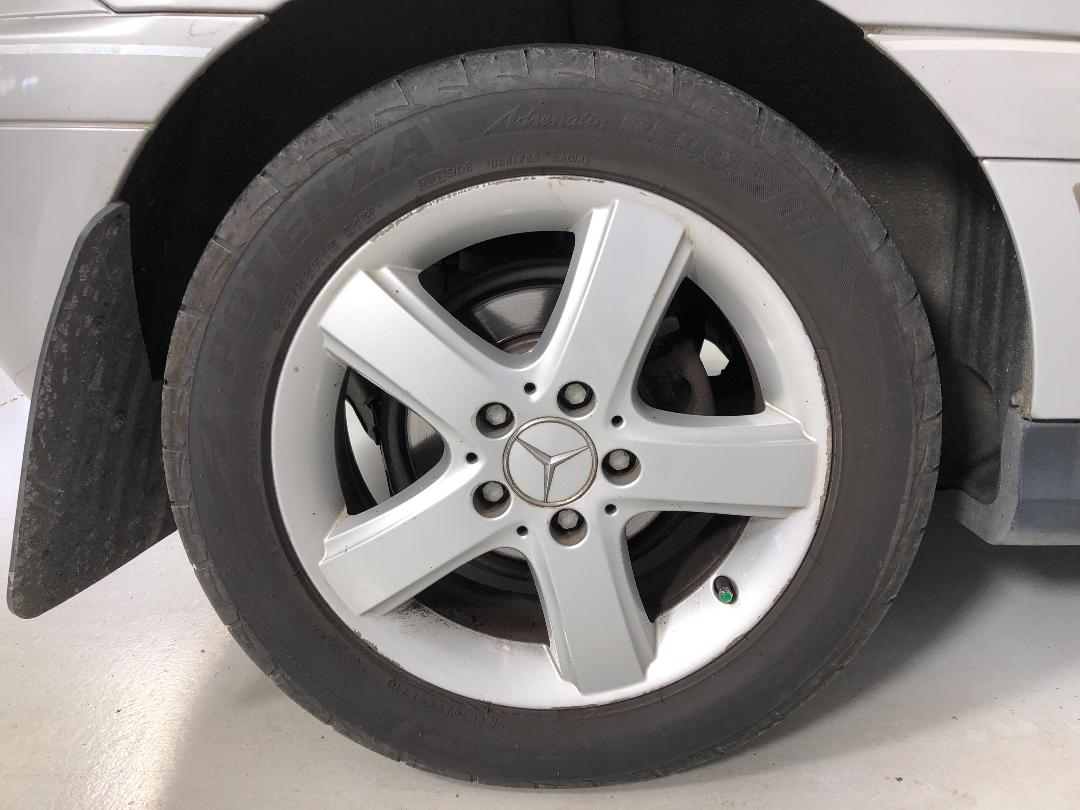 Photo '8' of Mercedes-Benz B-Class B200