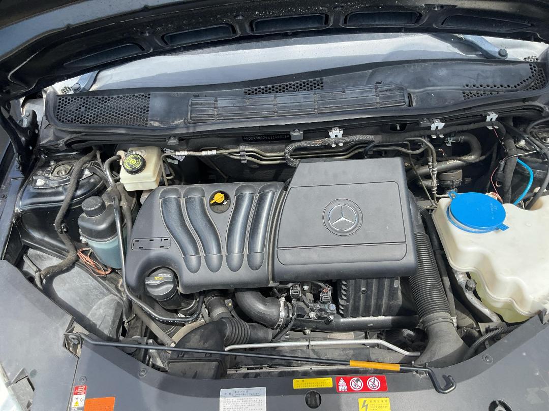 Photo '18' of Mercedes-Benz B200