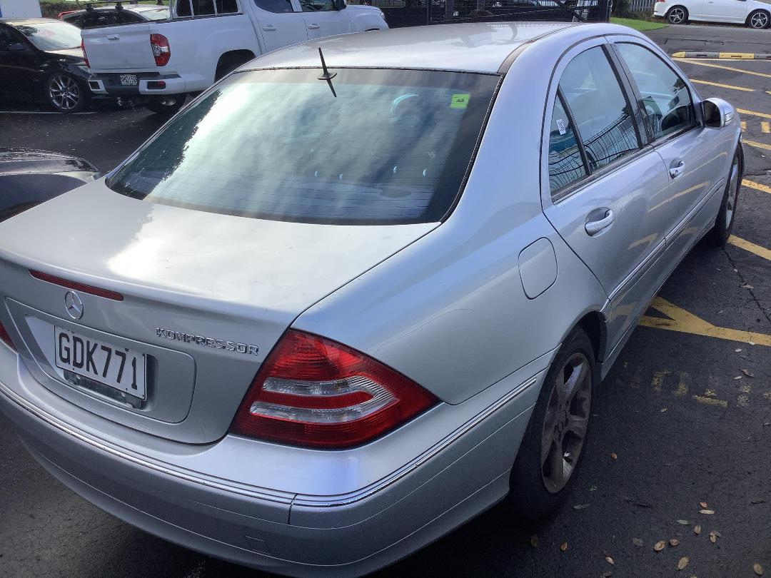 Photo '4' of Mercedes-Benz C-Class C180 Kompressor