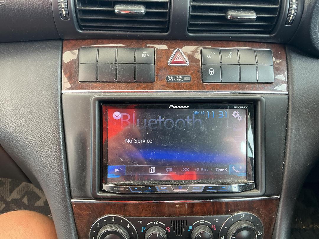 Photo '11' of Mercedes-Benz C180 Photo '11' of Mercedes-Benz C180