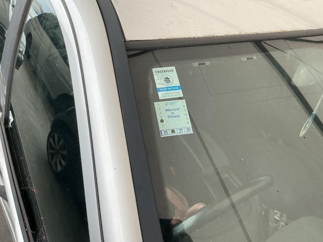 Photo '14' of Mercedes-Benz C180 Photo '14' of Mercedes-Benz C180