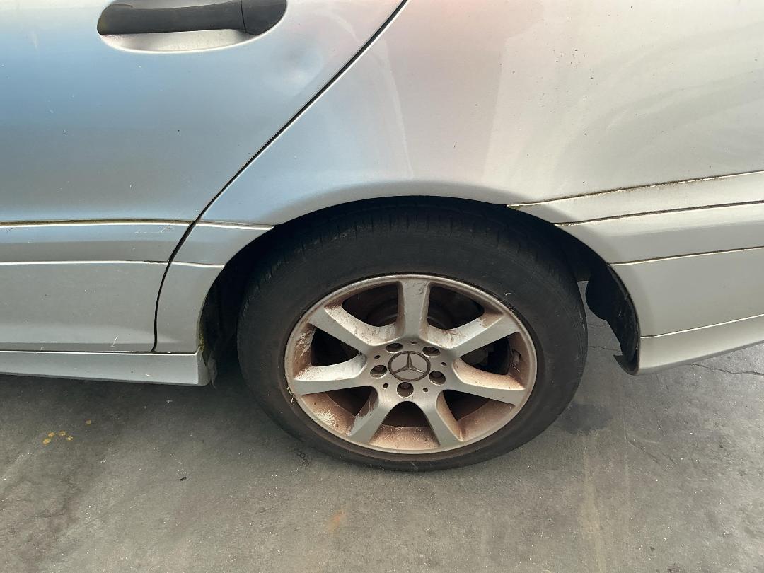 Photo '19' of Mercedes-Benz C180 Photo '19' of Mercedes-Benz C180