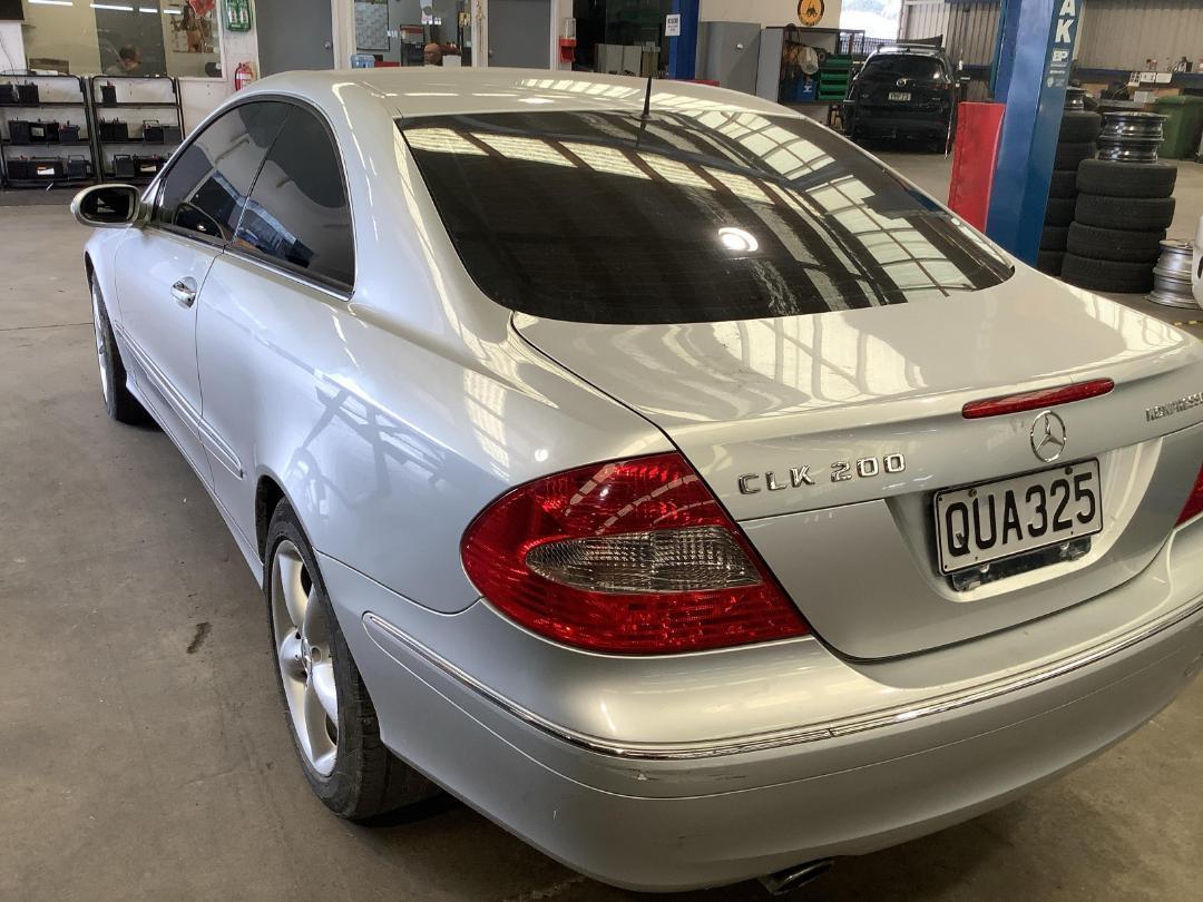 Photo '4' of Mercedes-Benz CLK 200 Kompressor Photo '4' of Mercedes-Benz CLK 200 Kompressor