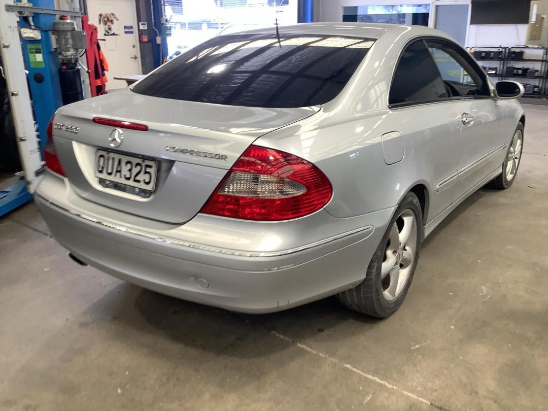 Photo '5' of Mercedes-Benz CLK 200 Kompressor Photo '5' of Mercedes-Benz CLK 200 Kompressor