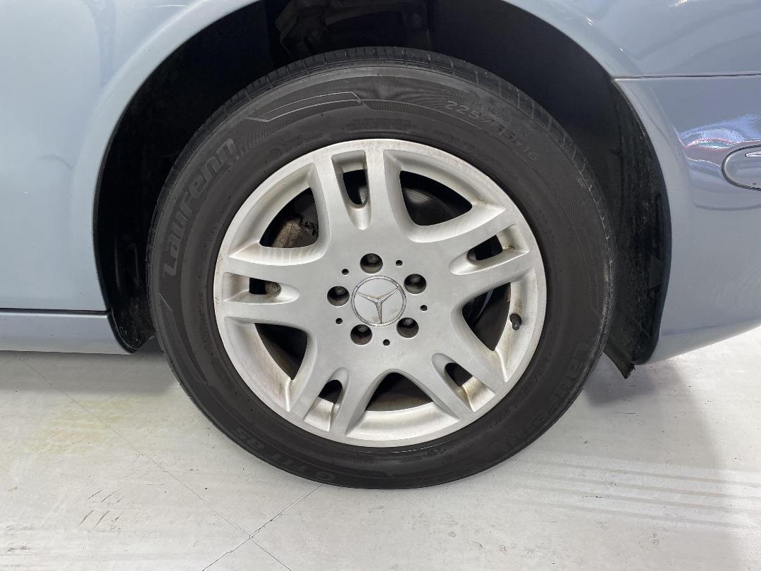 Photo '9' of Mercedes-Benz E-Class Photo '9' of Mercedes-Benz E-Class