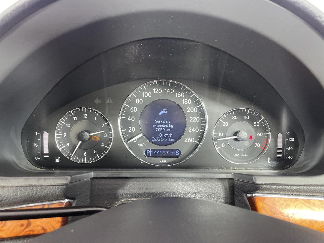 Photo '21' of Mercedes-Benz E-Class Photo '21' of Mercedes-Benz E-Class