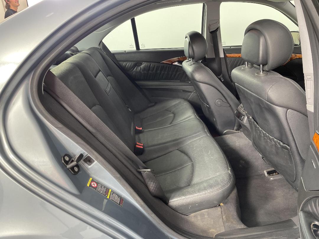 Photo '20' of Mercedes-Benz E-Class Photo '20' of Mercedes-Benz E-Class