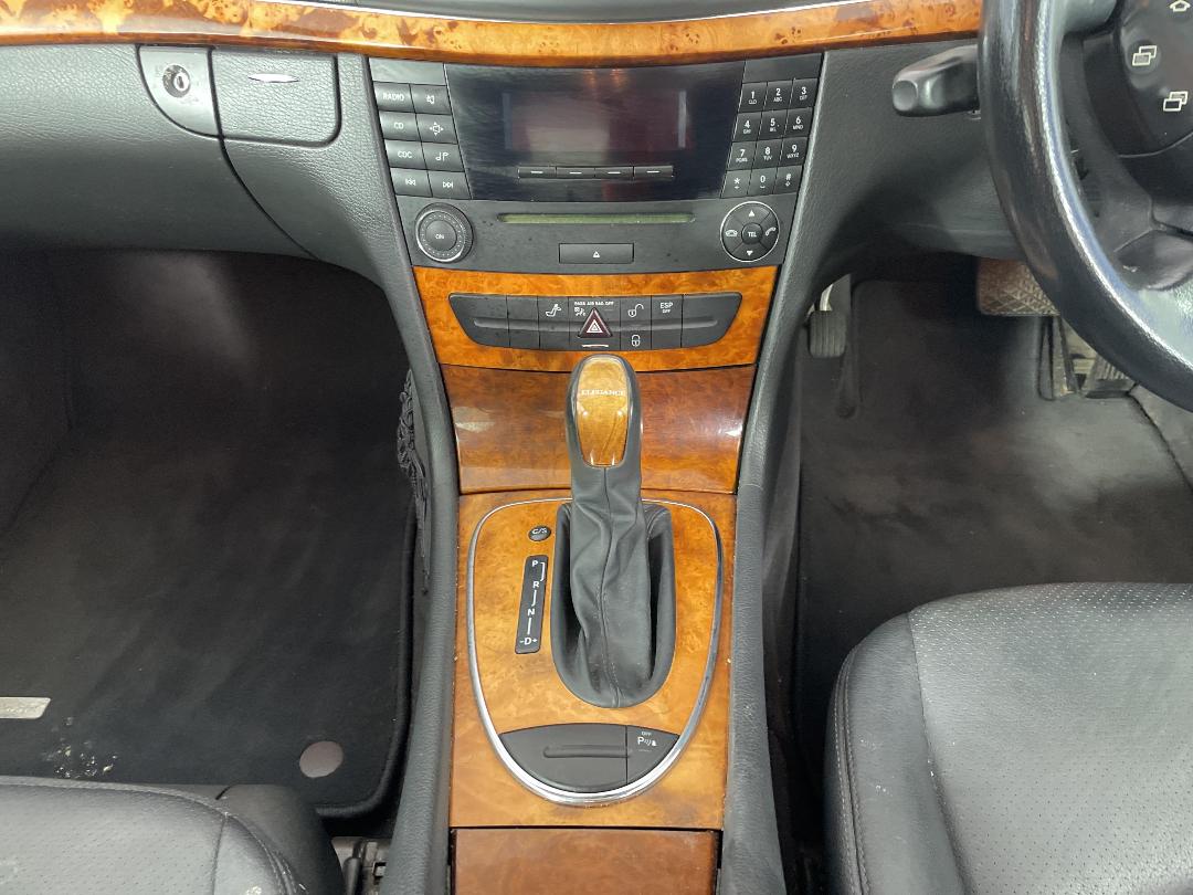 Photo '18' of Mercedes-Benz E-Class Photo '18' of Mercedes-Benz E-Class