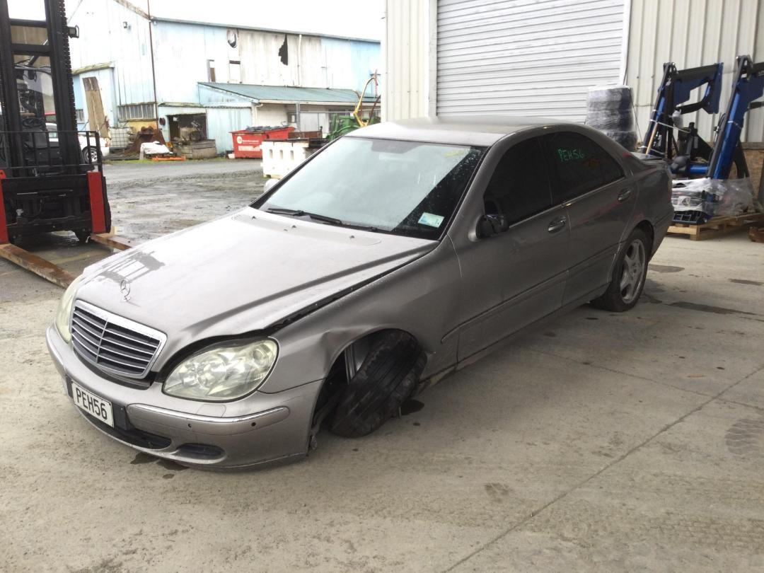 Photo '3' of Mercedes-Benz S280 Photo '3' of Mercedes-Benz S280