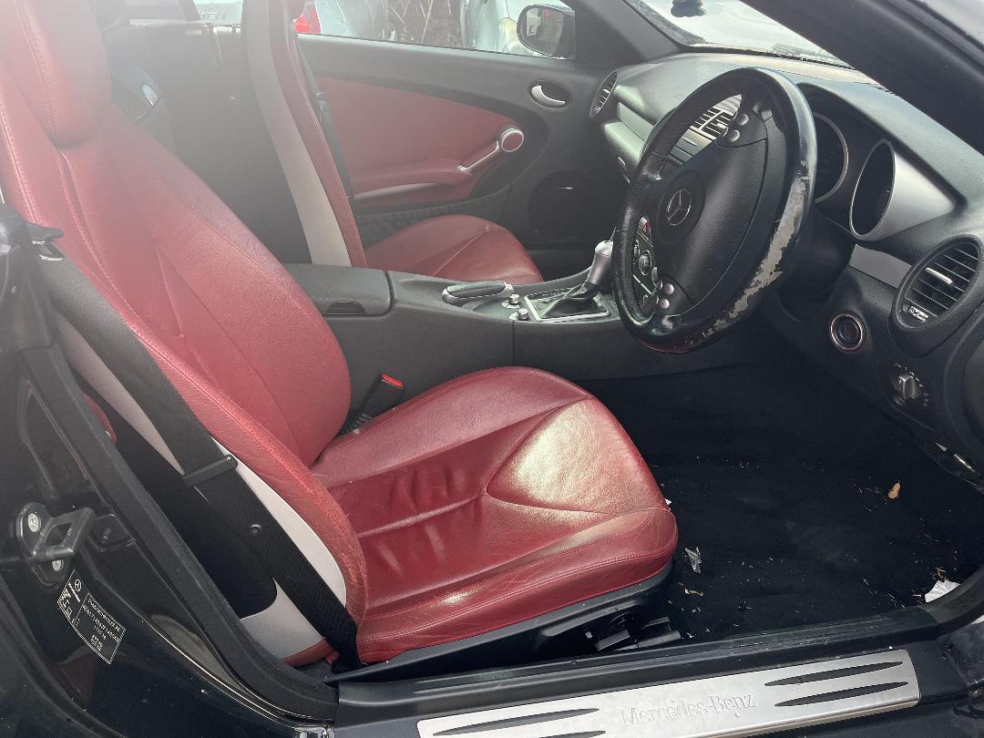 Photo '8' of Mercedes-Benz SLK 280