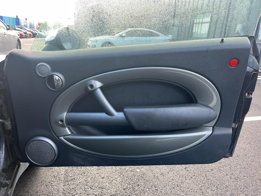 Photo '12' of Mini Cooper Photo '12' of Mini Cooper