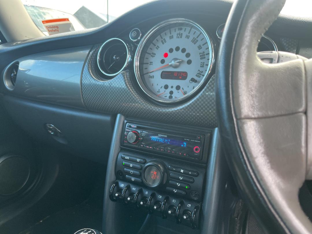 Photo '15' of Mini Cooper Photo '15' of Mini Cooper