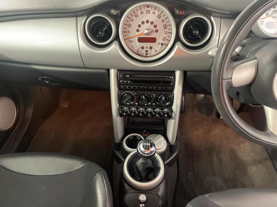 Photo '18' of Mini Cooper