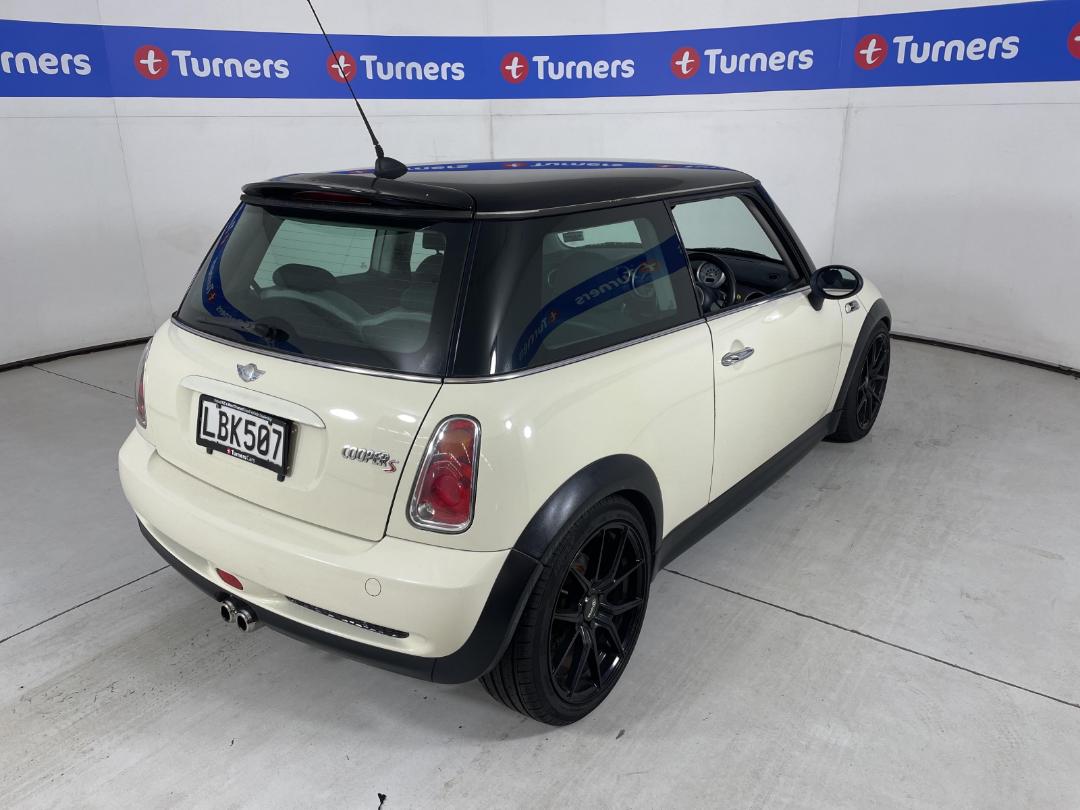 Photo '7' of Mini Mini