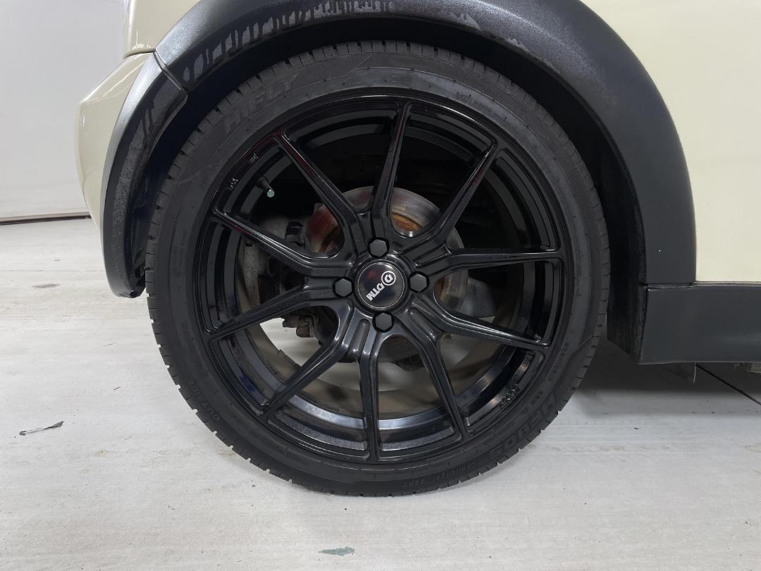 Photo '12' of Mini Mini