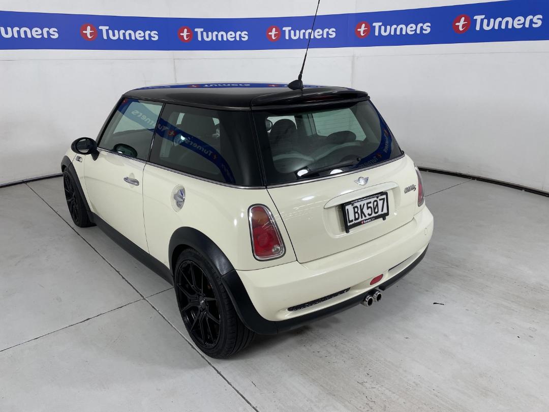 Photo '5' of Mini Mini