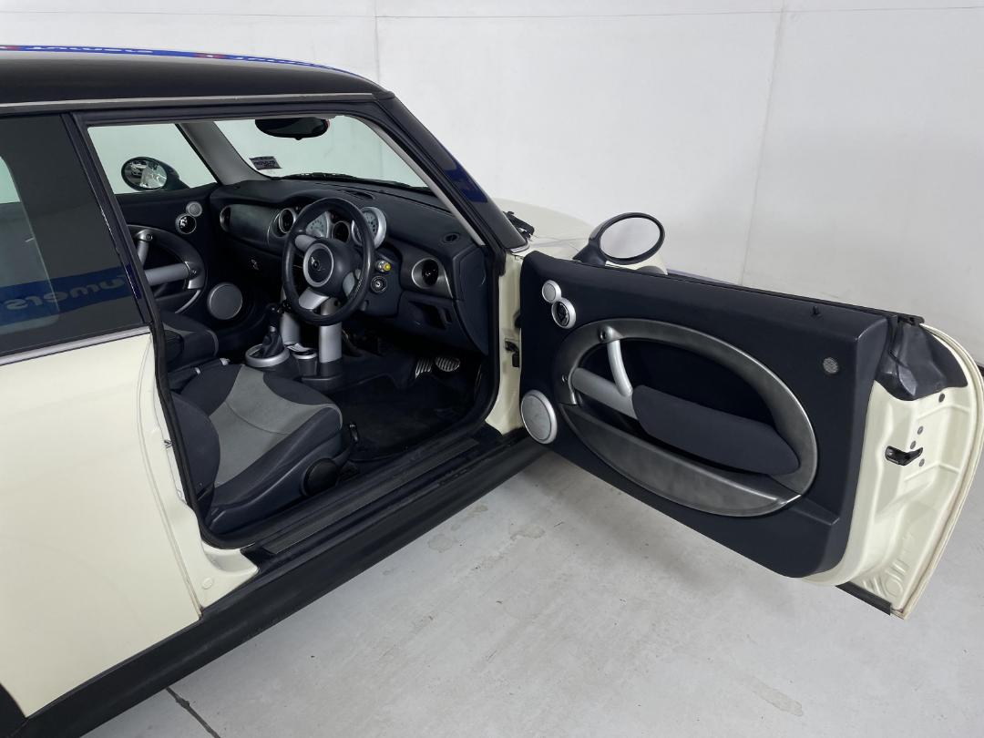 Photo '15' of Mini Mini