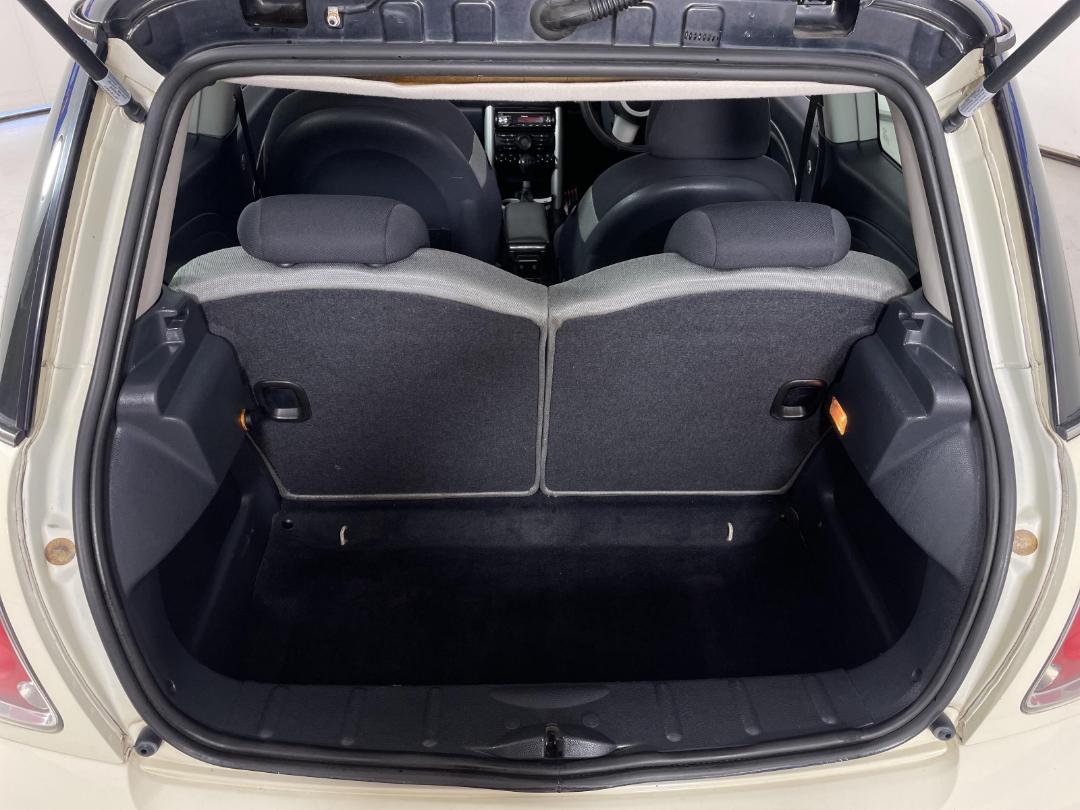 Photo '14' of Mini Mini