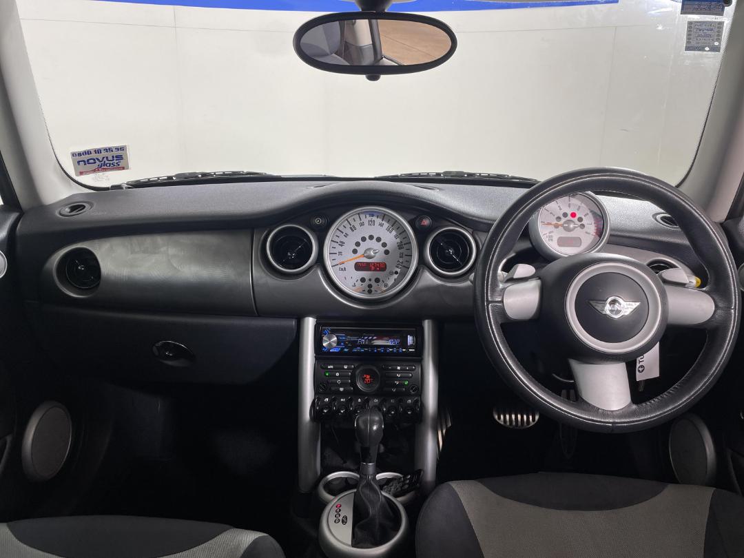 Photo '17' of Mini Mini