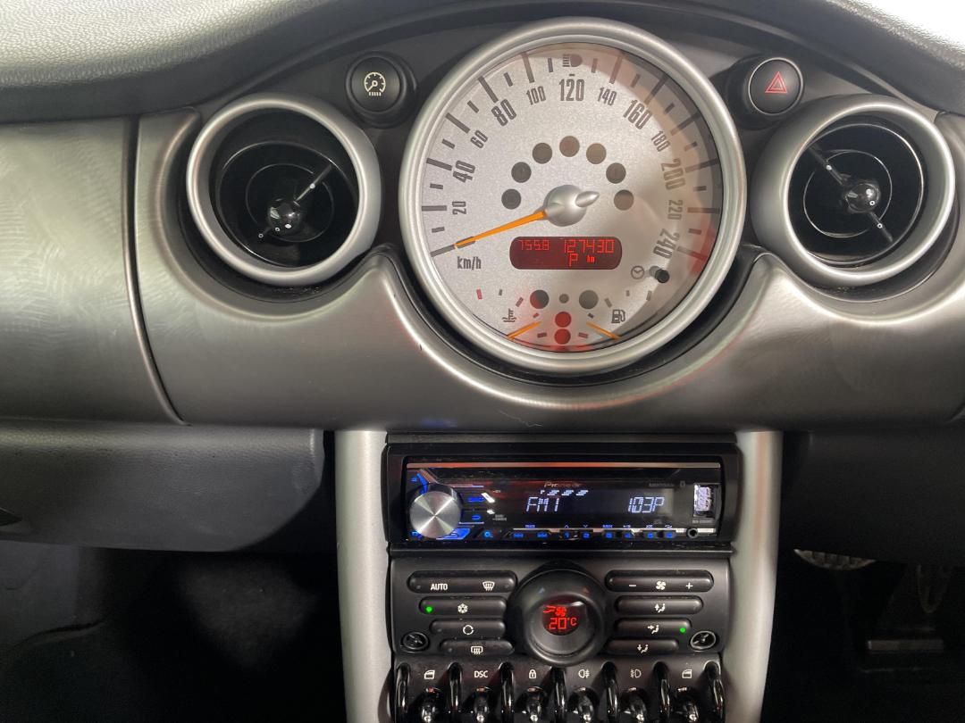 Photo '18' of Mini Mini