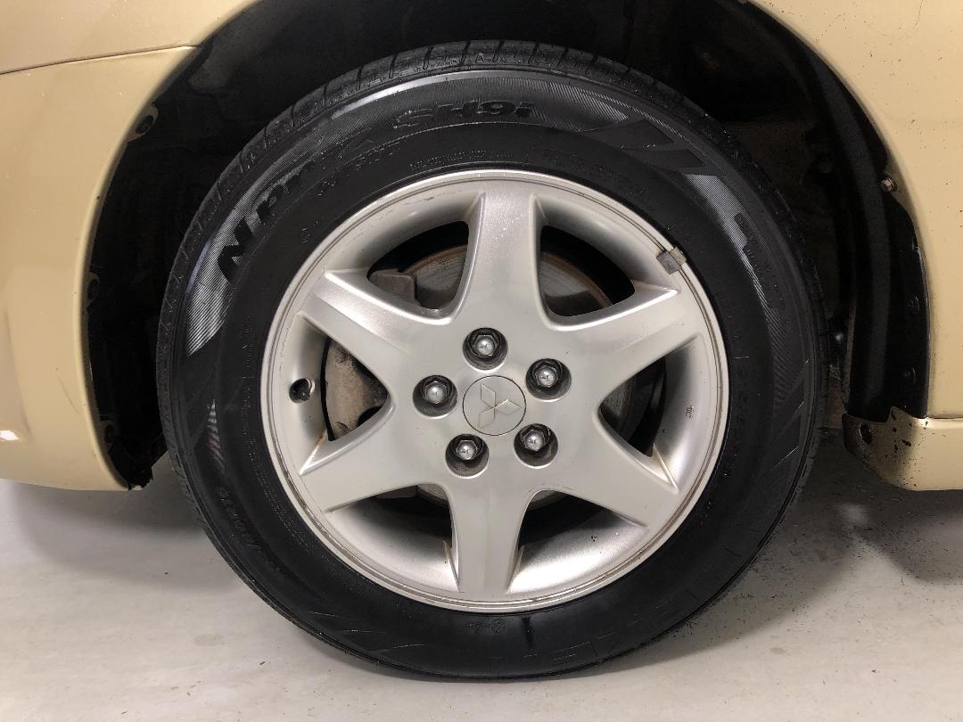 Photo '10' of Mitsubishi 380