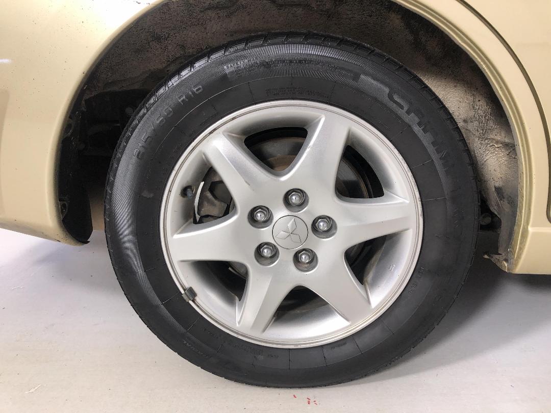 Photo '12' of Mitsubishi 380