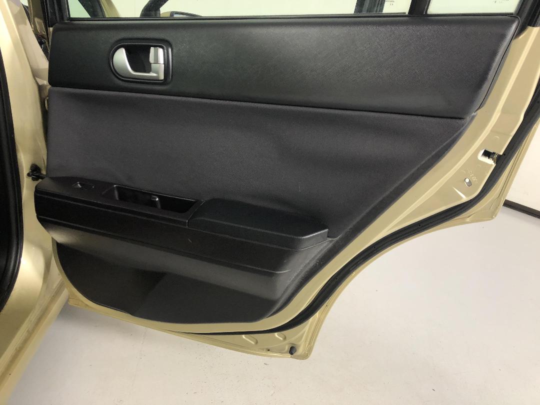 Photo '19' of Mitsubishi 380