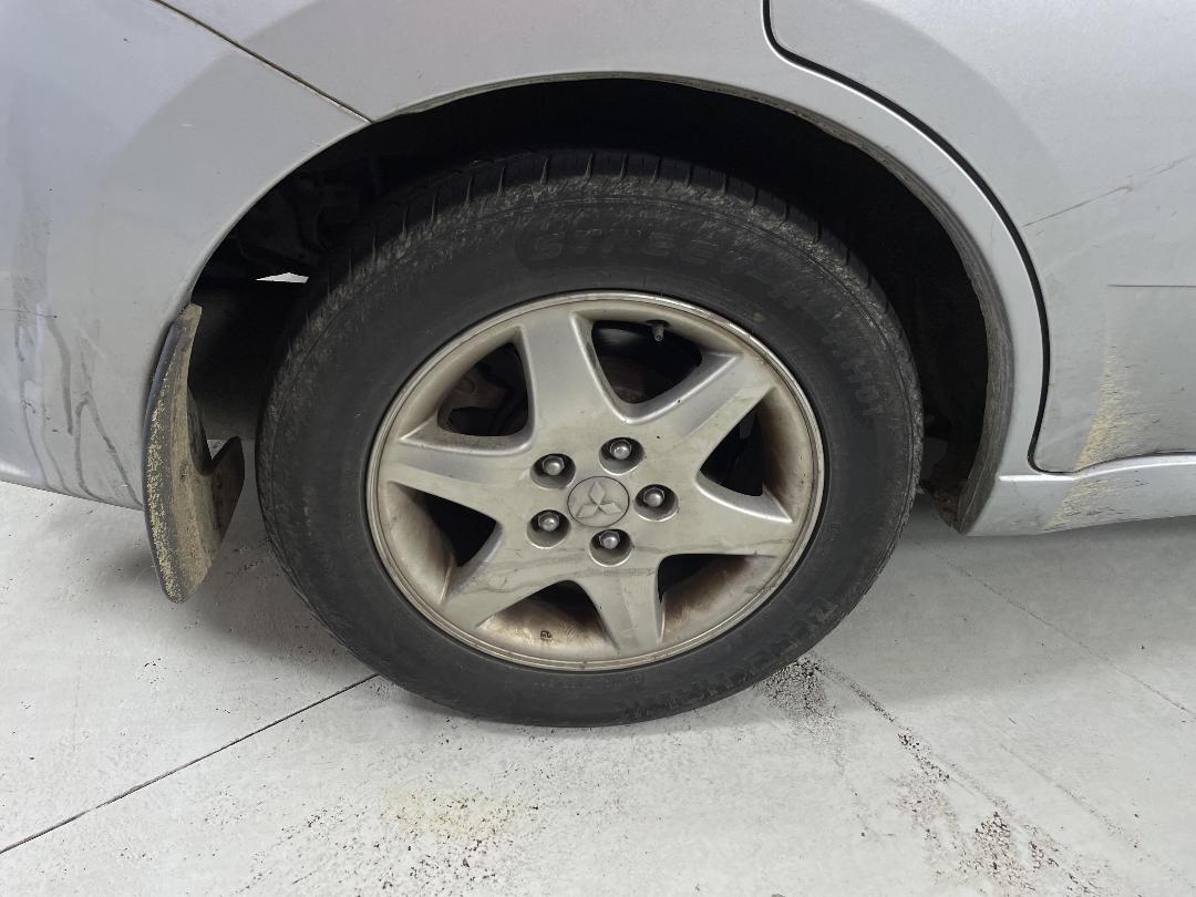 Photo '12' of Mitsubishi 380