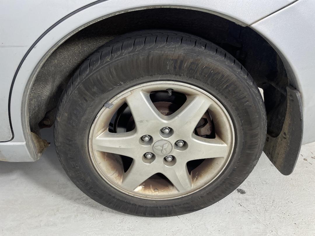 Photo '11' of Mitsubishi 380