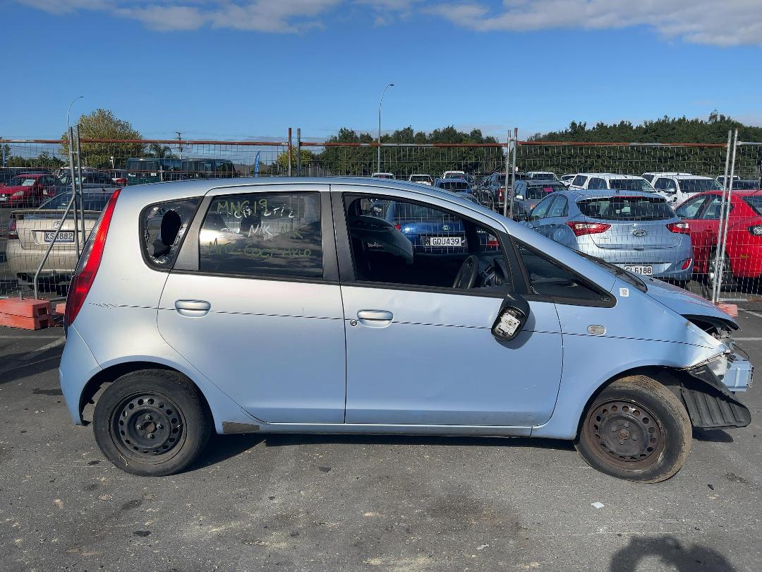 Photo '7' of Mitsubishi Colt