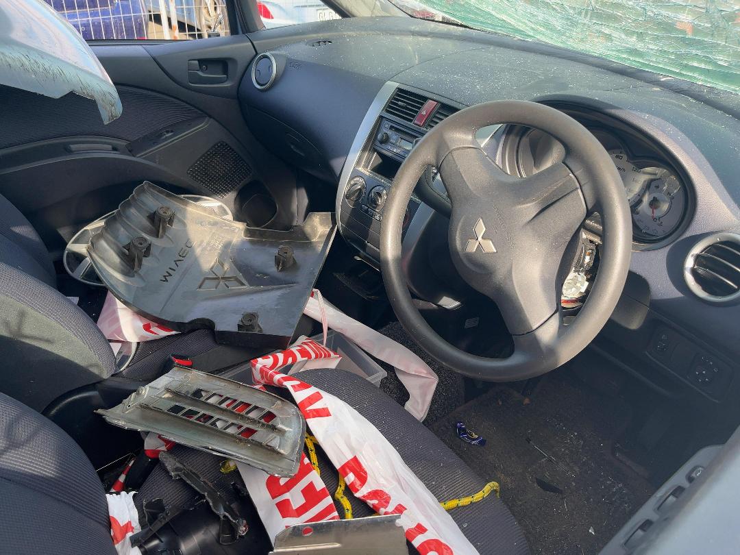 Photo '9' of Mitsubishi Colt