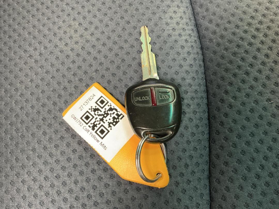 Photo '22' of Mitsubishi Colt