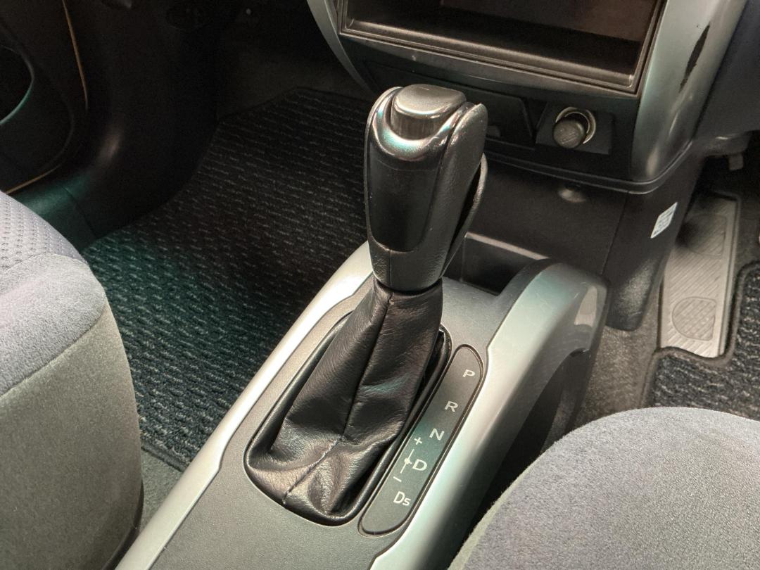 Photo '23' of Mitsubishi Colt