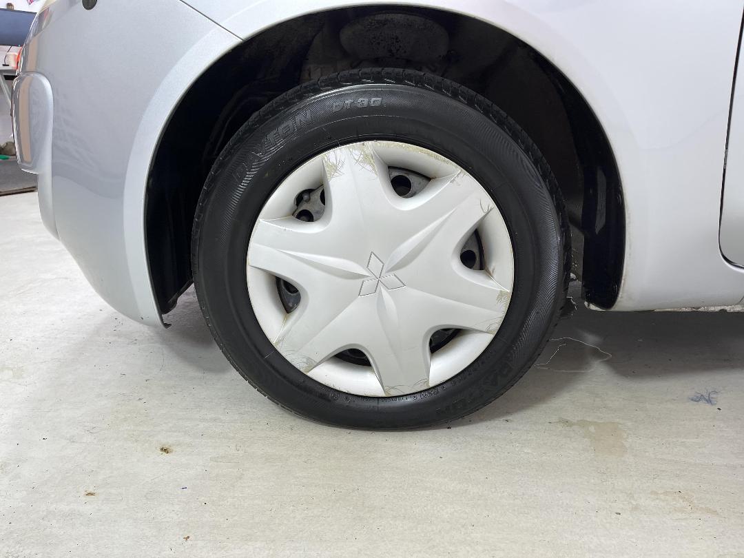 Photo '10' of Mitsubishi Colt