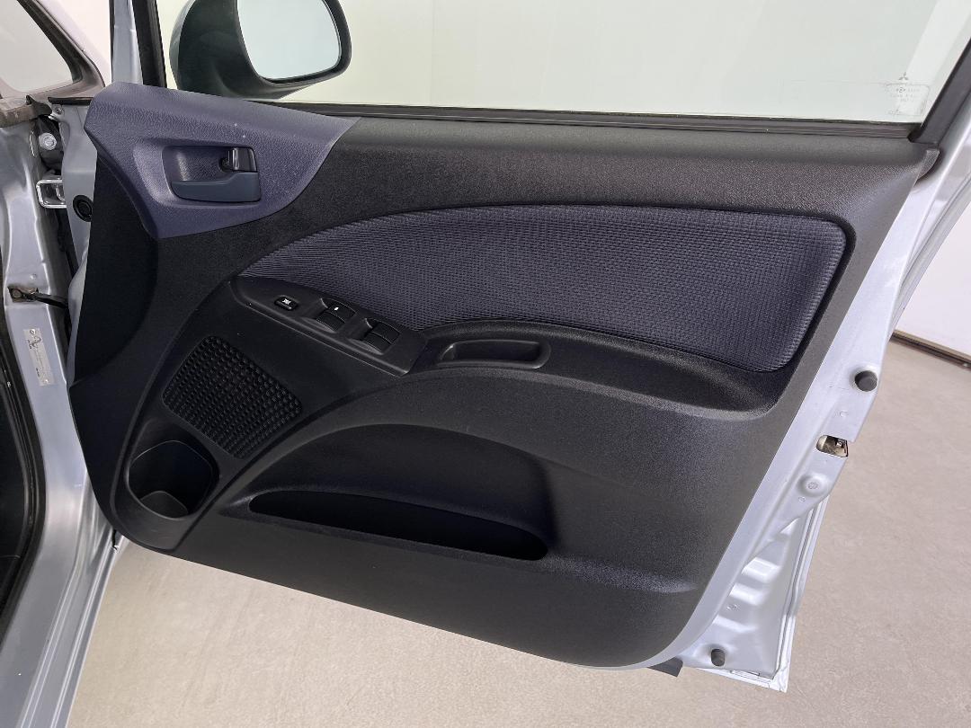 Photo '15' of Mitsubishi Colt