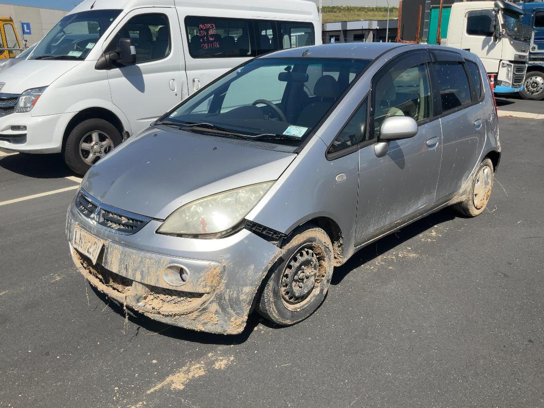 Photo '3' of Mitsubishi Colt Photo '3' of Mitsubishi Colt