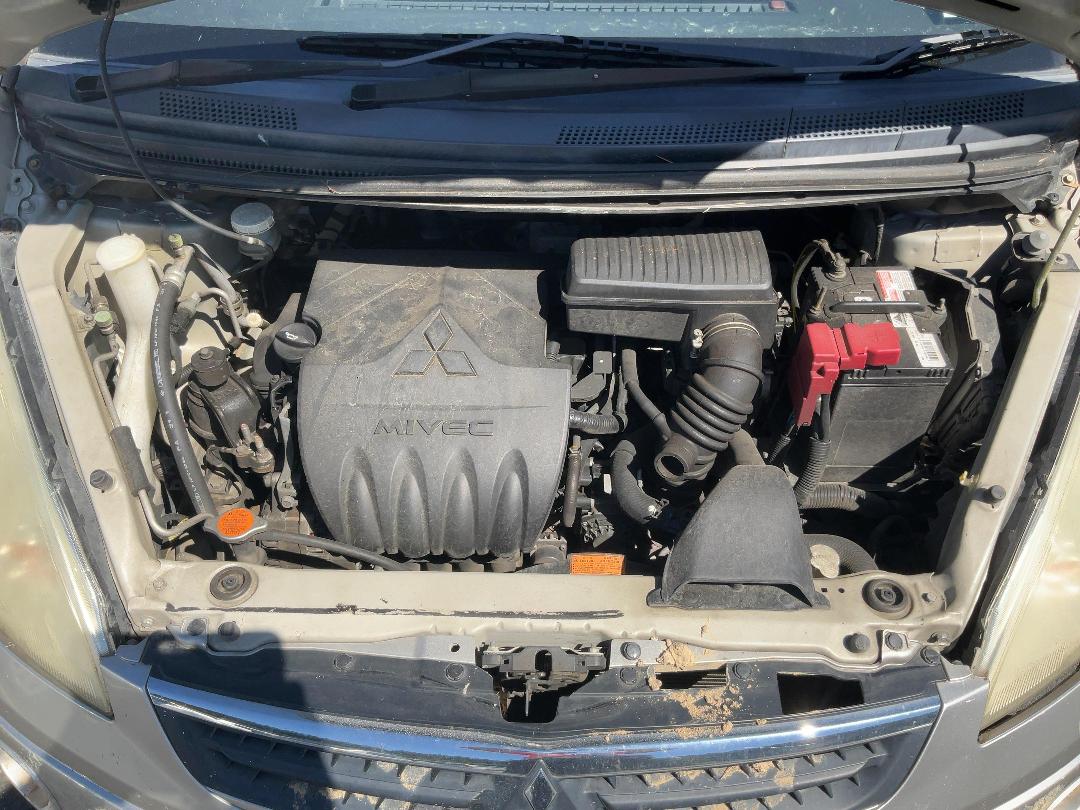 Photo '21' of Mitsubishi Colt Photo '21' of Mitsubishi Colt