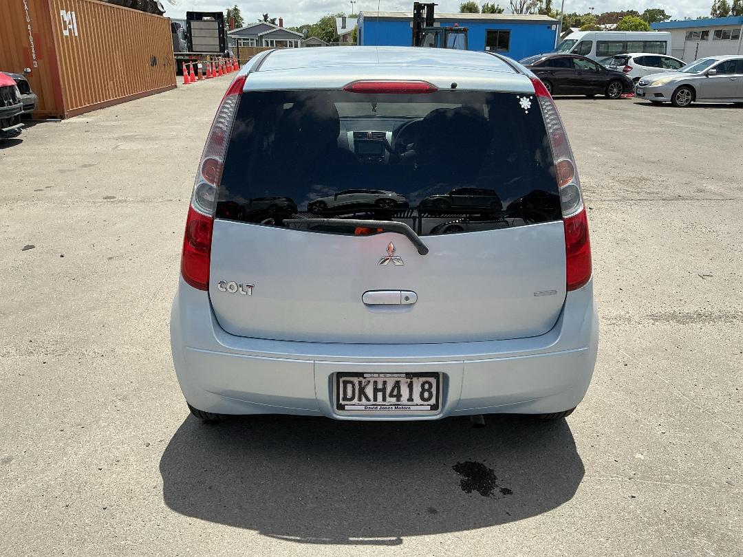 Photo '5' of Mitsubishi Colt LS