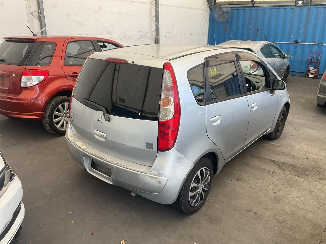 Photo '14' of Mitsubishi Colt