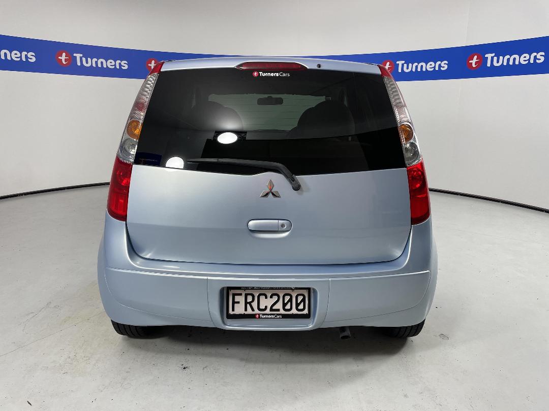 Photo '6' of Mitsubishi Colt