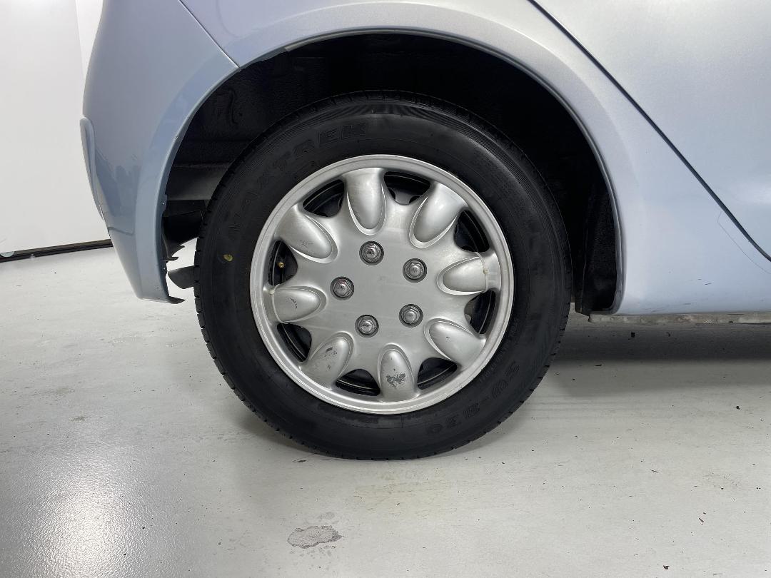 Photo '12' of Mitsubishi Colt