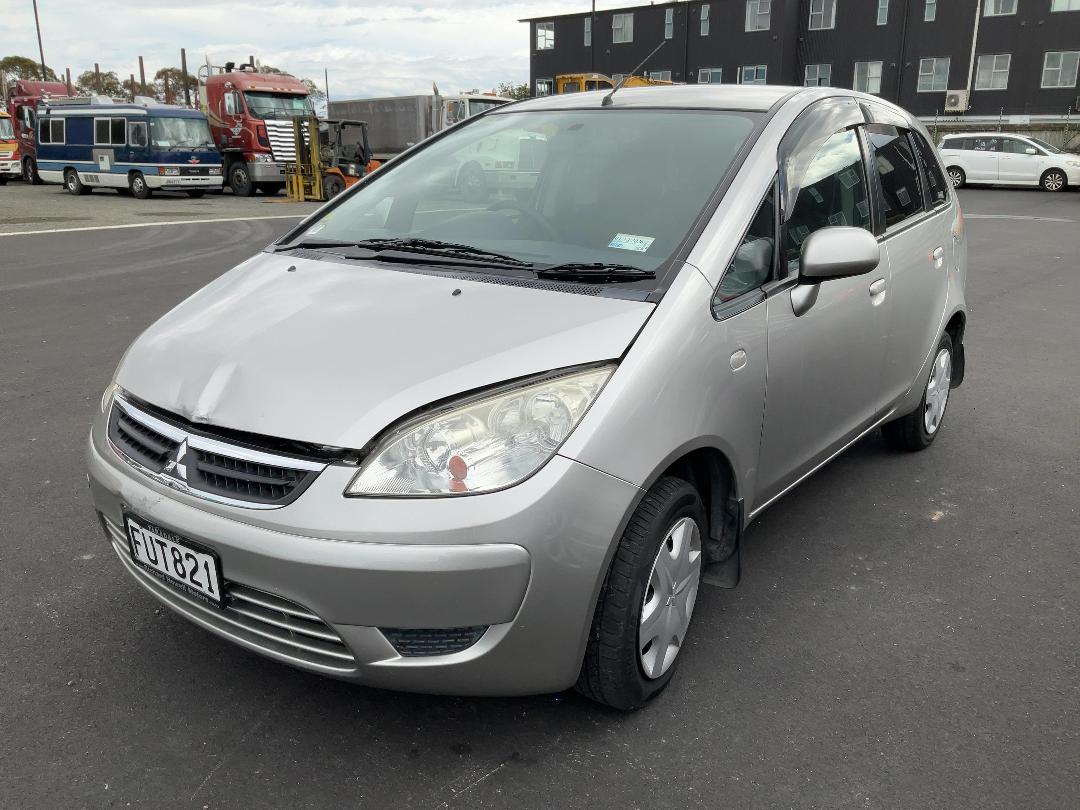 Photo '5' of Mitsubishi Colt