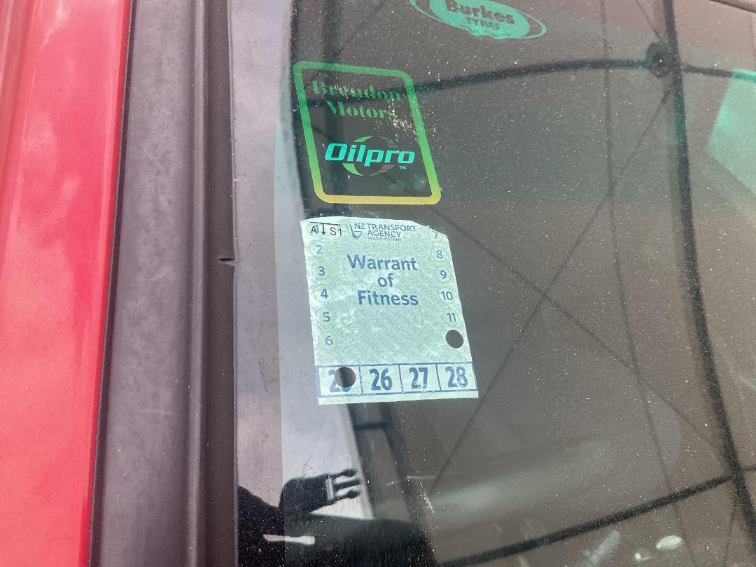 Photo '12' of Mitsubishi Colt Plus LS Photo '12' of Mitsubishi Colt Plus LS