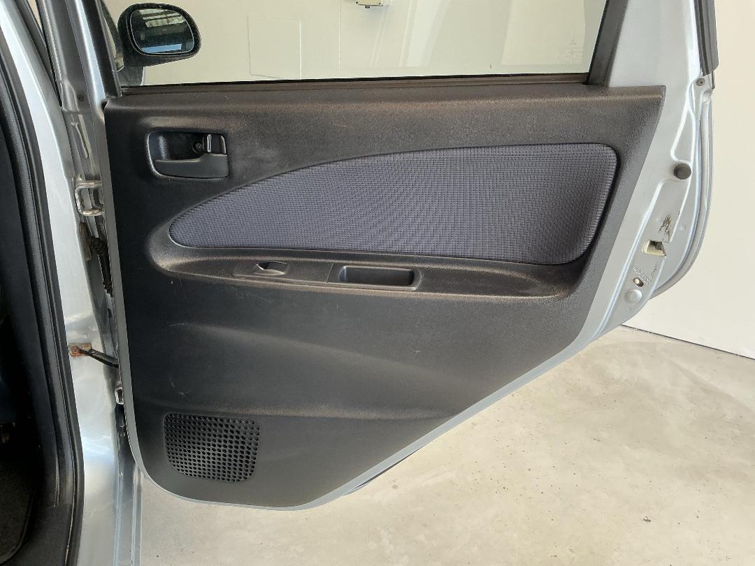 Photo '19' of Mitsubishi Colt Plus Photo '19' of Mitsubishi Colt Plus