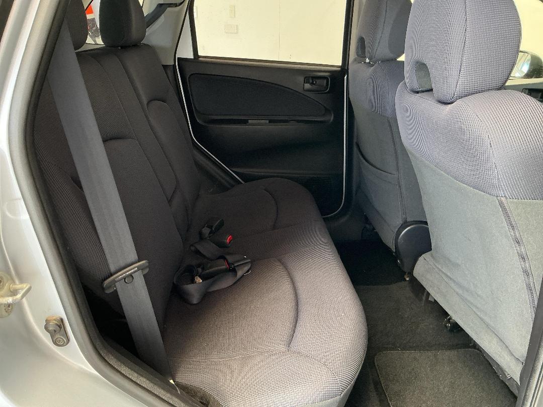 Photo '20' of Mitsubishi Colt Plus Photo '20' of Mitsubishi Colt Plus